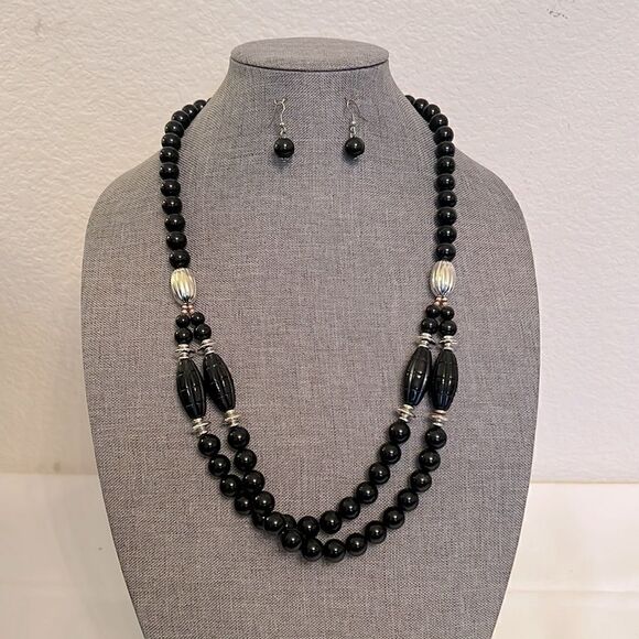 Black and Silver Bead Necklace and Earrings Set - Picture 1 of 2